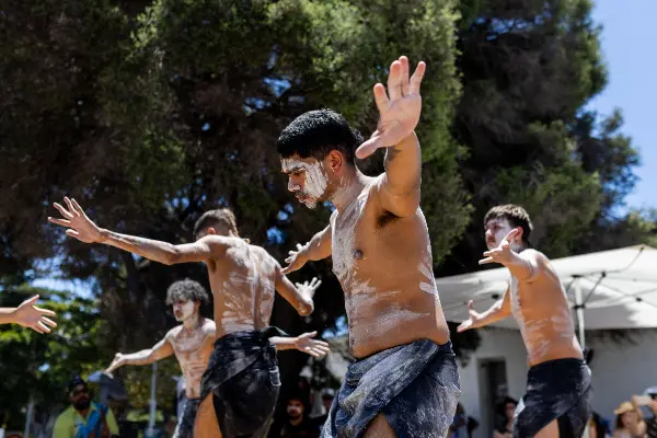 A group of Aboriginal performers.