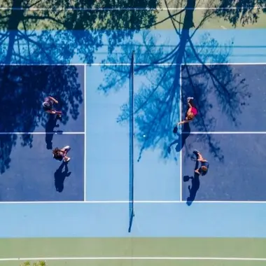 Birds eye view of a pickleball court